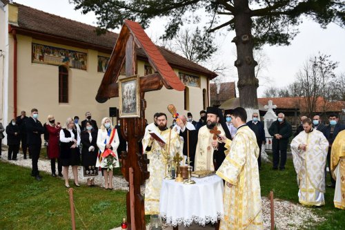 Înnoire și binecuvântare la Parohia Fârliug, județul Caraș-Severin  Poza 167608