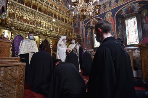 Patriarhul României a hirotesit noi duhovnici în Arhiepiscopia Bucureștilor Poza 167766