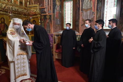 Patriarhul României a hirotesit noi duhovnici în Arhiepiscopia Bucureștilor Poza 167772