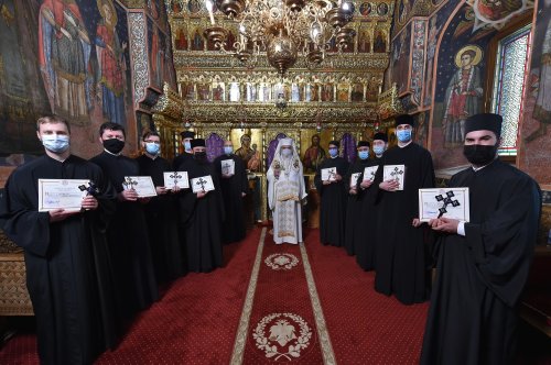 Patriarhul României a hirotesit noi duhovnici în Arhiepiscopia Bucureștilor Poza 167773