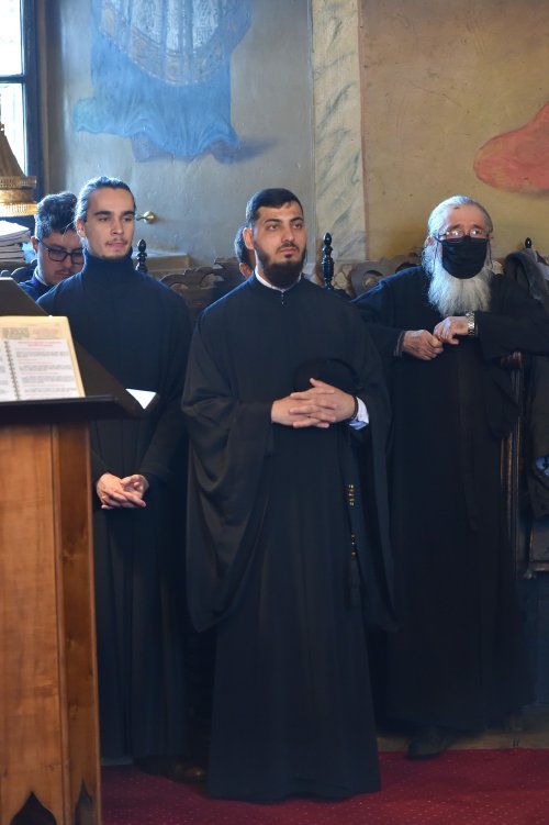 Binecuvântare patriarhală în zi de hram la Mănăstirea Cernica Poza 168079
