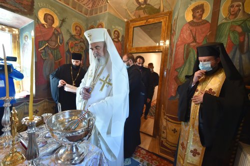 Binecuvântare patriarhală în zi de hram la Mănăstirea Cernica Poza 168098