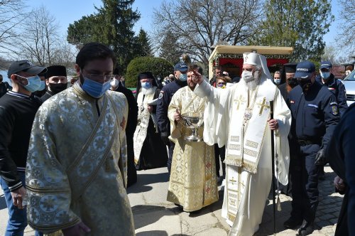 Binecuvântare patriarhală în zi de hram la Mănăstirea Cernica Poza 168119