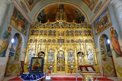 Istorie, credinţă  şi înnoire în Lavra Sfântului Calinic Poza 168148