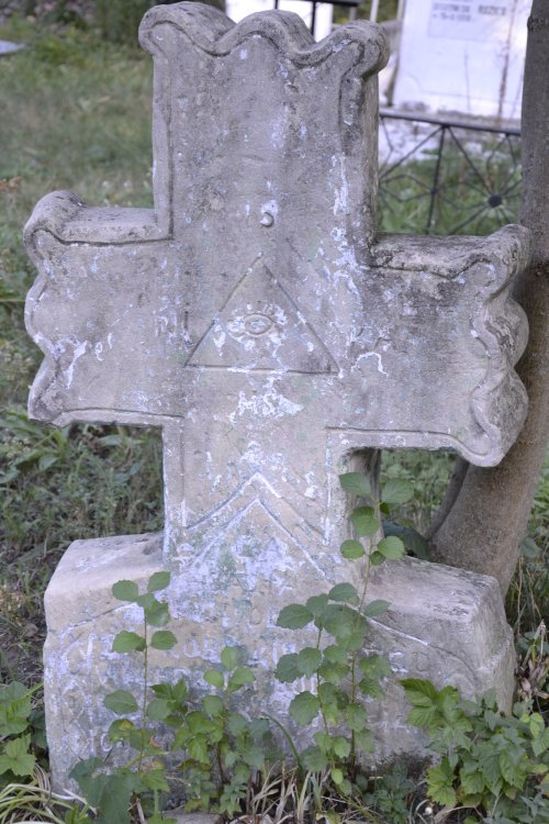 Pietrarii de la Șcheia, creatori de monumente funerare-document Poza 168351