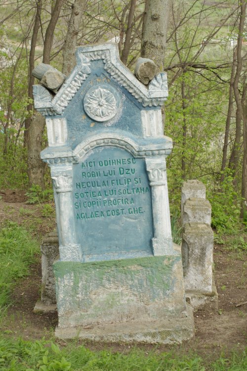 Pietrarii de la Șcheia, creatori de monumente funerare-document Poza 168372