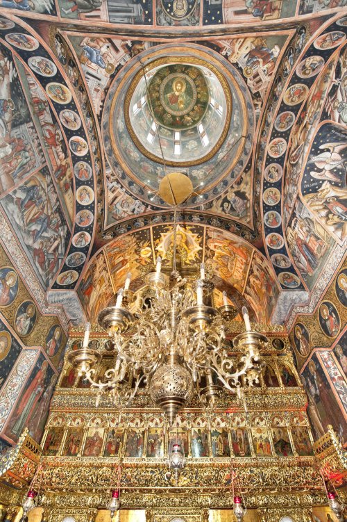 Paraclisul „Sfântul Gheorghe” al Reşedinţei Patriarhale, monument istoric, de spiritualitate şi cultură Poza 169042