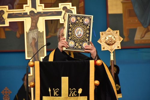 Slujba Sfintelor Pătimiri ale Domnului, la Catedrala Patriarhală Poza 169680