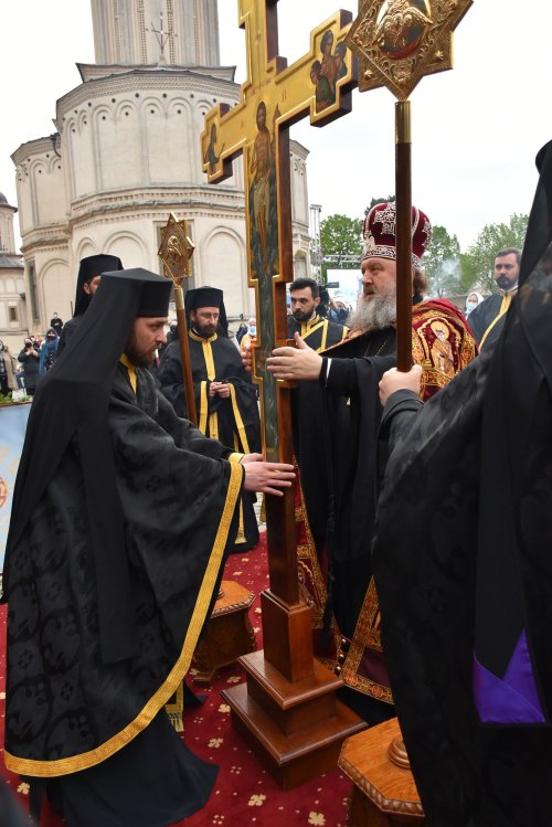 Slujba Sfintelor Pătimiri ale Domnului, la Catedrala Patriarhală Poza 169688