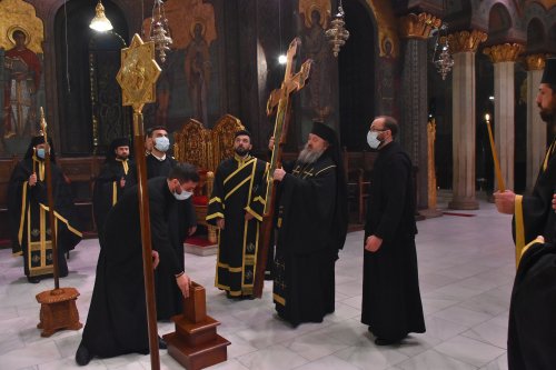 Slujba Sfintelor Pătimiri ale Domnului, la Catedrala Patriarhală Poza 169715