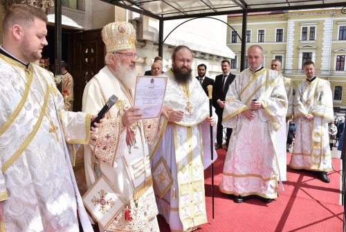 Prima zi de Paşti la Catedrala Mitropolitană din Cluj-Napoca Poza 170101