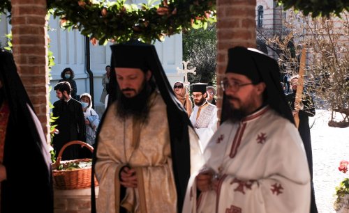 Sfântul Efrem cel Nou a fost cinstit la Mănăstirea Radu Vodă din Capitală Poza 170178