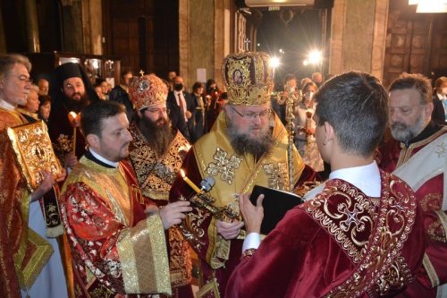 Sărbătoarea Învierii Domnului în Biserici Ortodoxe surori Poza 170250