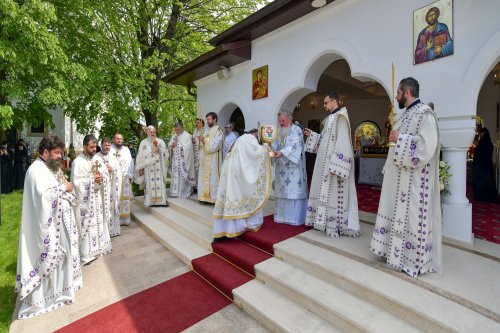 Binecuvântarea Izvorului Tămăduirii la mănăstirea prahoveană Ghighiu Poza 170542