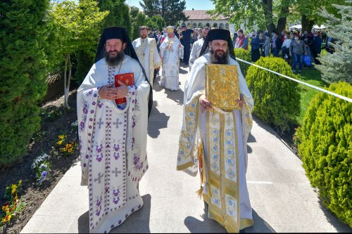 Binecuvântarea Izvorului Tămăduirii la mănăstirea prahoveană Ghighiu Poza 170547