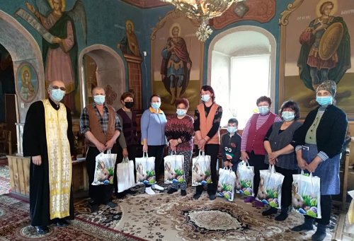 Peste 25 de mii de lei în proiecte filantropice în Eparhia Târgoviștei  Poza 170934