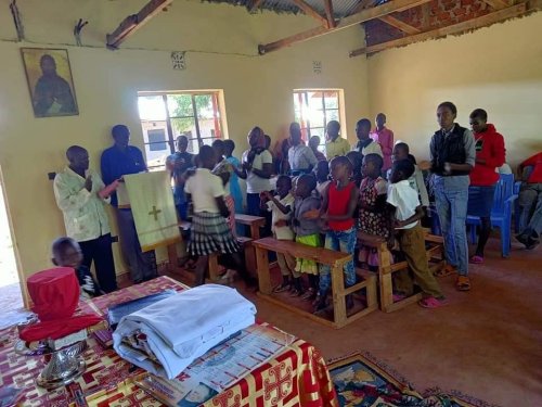 Ajutoare din Cisnădie pentru tineri şi copii din Kenya Poza 170999