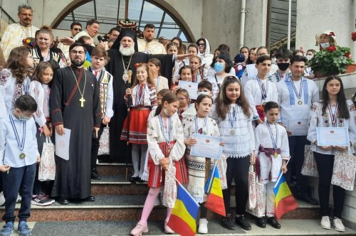 Manifestări cultural-religioase dedicate Episcopului Melchisedec Ștefănescu Poza 171326