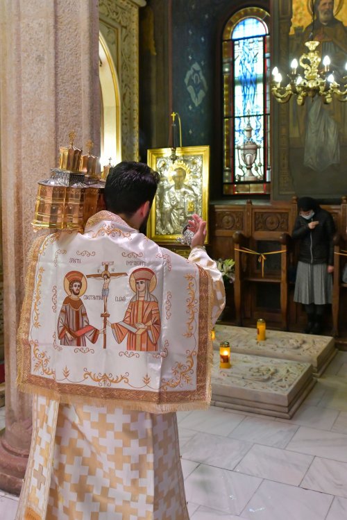 Slujba Privegherii în cinstea Sfinţilor Împăraţi la Catedrala Patriarhală Poza 171549