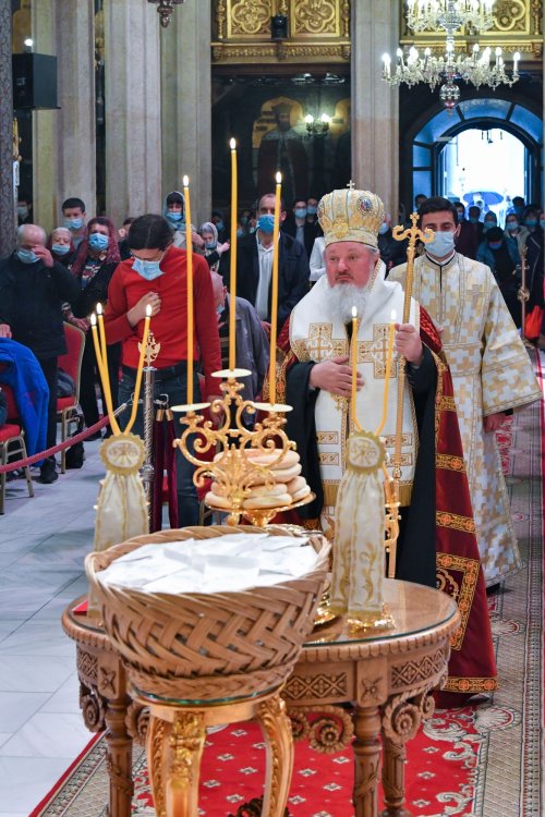 Slujba Privegherii în cinstea Sfinţilor Împăraţi la Catedrala Patriarhală Poza 171569