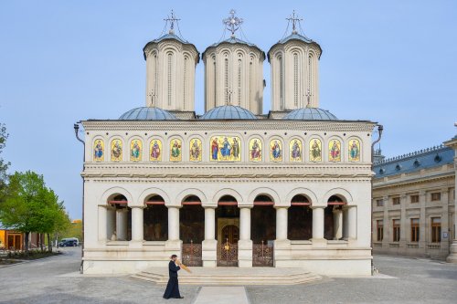 Prilej de amintire a ctitorilor, slujitorilor şi pelerinilor Catedralei Patriarhale Poza 171530