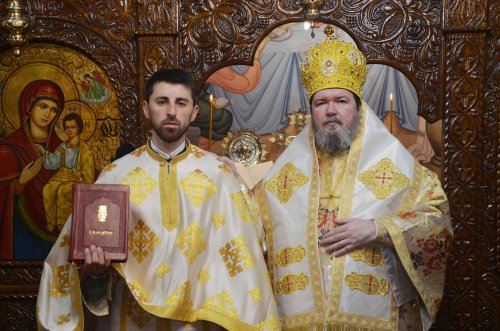 Zi de sărbătoare în Parohia „Sfântul Nicolae” din Oradea-Ioșia Poza 172055