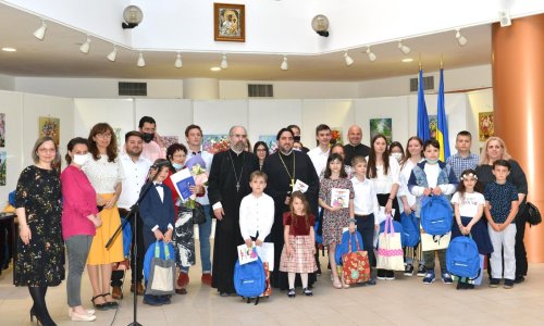 Concert de pian și daruri pentru copiii de la Parohia  „Sfântul Pantelimon” din Capitală