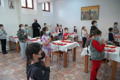 Evenimente dedicate copiilor în Arhiepiscopia Dunării de Jos Poza 172629