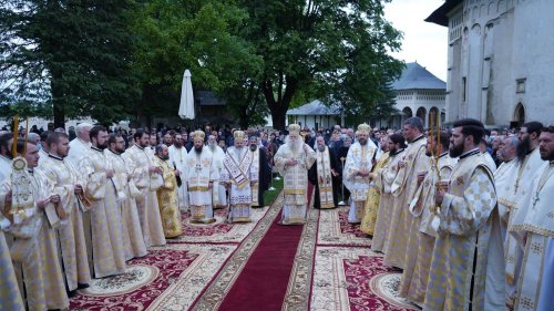 Sfântul Mare Mucenic Ioan cel Nou prăznuit la Suceava Poza 172756