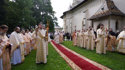 Praznicul Înălțării Domnului la Catedrala Arhiepiscopală din Suceava