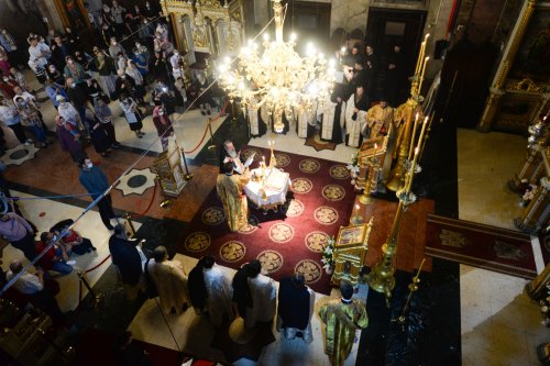 Slujbă de priveghere în cinstea Sfintei Cuvioase Parascheva la Catedrala Mitropolitană din Iași Poza 173755