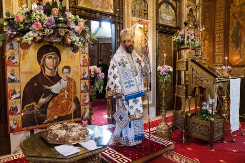 380 de ani de la aducerea la Iaşi a moaştelor Sfintei Cuvioase Parascheva Poza 173903