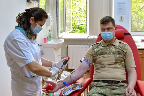 Ziua mondială a donatorului de sânge marcată în Capitală Poza 174011
