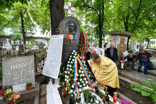Poetul național Mihai Eminescu pomenit în Capitală Poza 174124