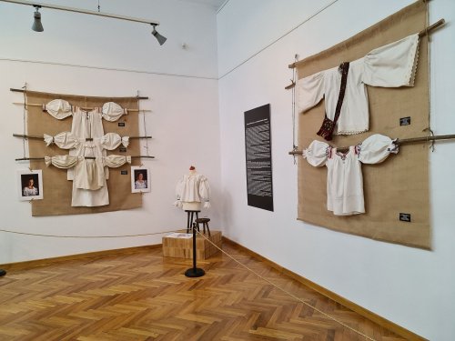 „Îngeri” de pânză maramureșeni într-o expoziție temporară la Iași Poza 174229