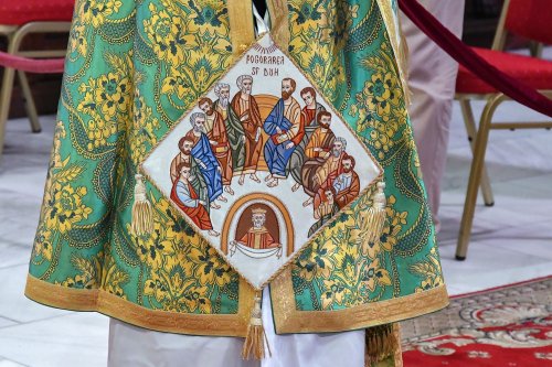 Sărbătoarea Pogorârii Sfântului Duh la Catedrala Patriarhală Poza 174542