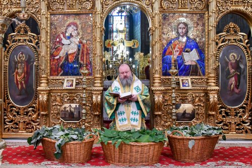 Sărbătoarea Pogorârii Sfântului Duh la Catedrala Patriarhală