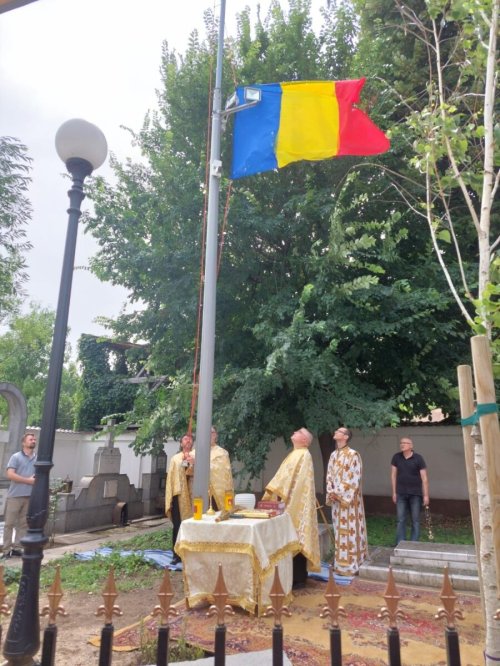 Ziua drapelului naţional, celebrată  în Parohia Bălăneanu din Capitală Poza 175217