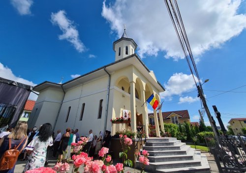 Sfinţirea bisericii din cartierul bistrițean Subcetate Poza 175315