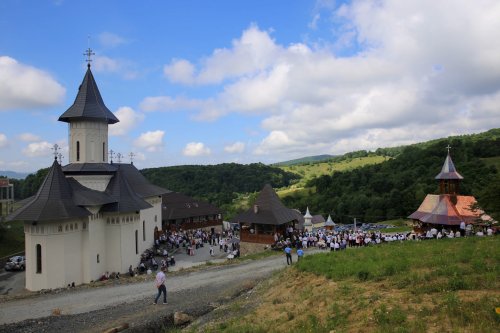 Hramul de vară al Mănăstirii Strâmba, Bistriţa-Năsăud Poza 175469