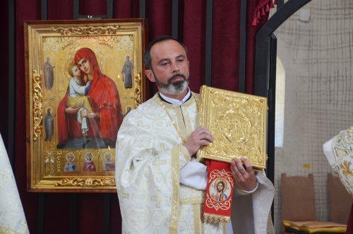 Un nou preot coslujitor  la Parohia Oradea-Nufărul I Poza 175441