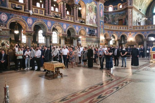 Absolvenţii Facultăţii de Teologie Ortodoxă din Sibiu au depus jurământul Poza 175987