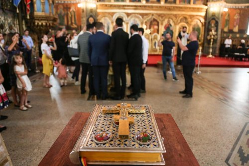 Absolvenţii Facultăţii de Teologie Ortodoxă din Sibiu au depus jurământul Poza 176002