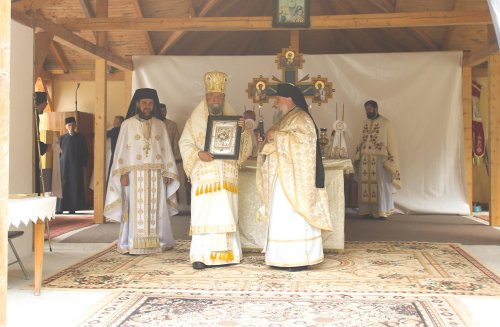 Liturghie arhierească la Mănăstirea Sibiel Poza 176043