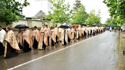 Sărbătoarea ocrotitoarei municipiului Huși Poza 176245