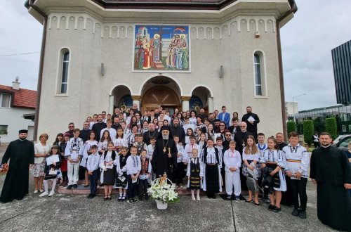 Premierea grupurilor catehetice din Arhiepiscopia Alba Iuliei participante la Concursul național catehetic Poza 176439