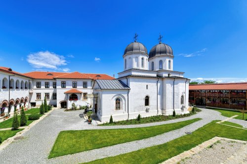Istoria tumultuoasă a Mănăstirii Comana Poza 176528
