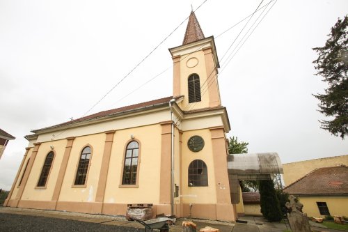 Şcoala „Andreiana”, locul unde educaţia se face în tinda bisericii Poza 177447