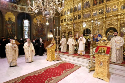 Rugăciune și mulțumire la împlinirea a 70 de ani de viață ai Patriarhului României  Poza 177919