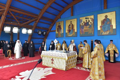Rugăciune și mulțumire la împlinirea a 70 de ani de viață ai Patriarhului României  Poza 177924